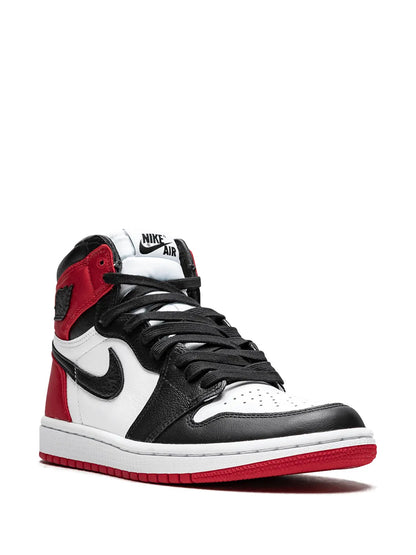 Air Jordan 1 High OG "Satin Black Toe"